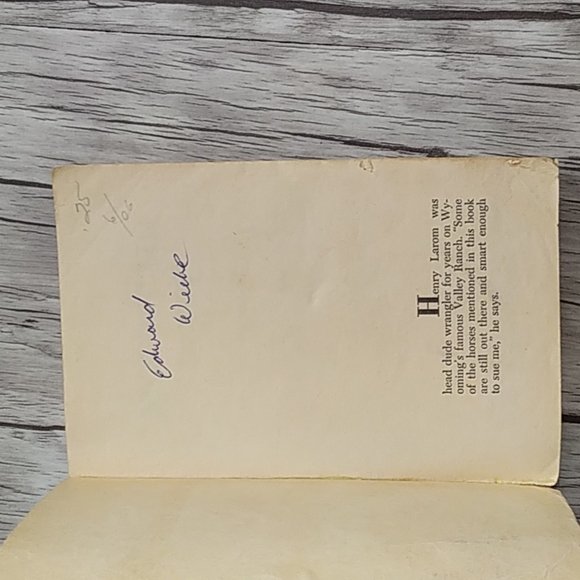 ✴️2 for $10✴️Vintage Paperback Mountain Pony by Henry Larom - Picture 6 of 6